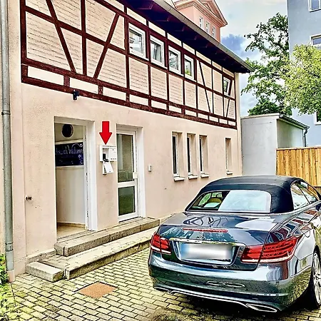 Apartman Remise Mit Kostenlosem Parkplatz Direkt Vor Der Tuer *